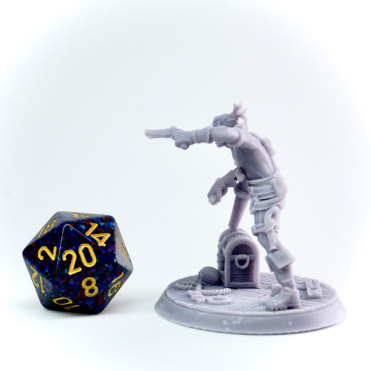 Gray miniature figure of a character with a weapon, standing on a white base next to a D20 dice.